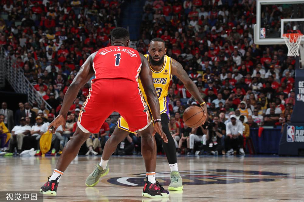 足球运动的 足球运动的